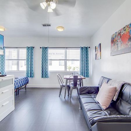 Chic Large Studio Apt Near Ocean Drive South Beach Miami Beach Exterior photo
