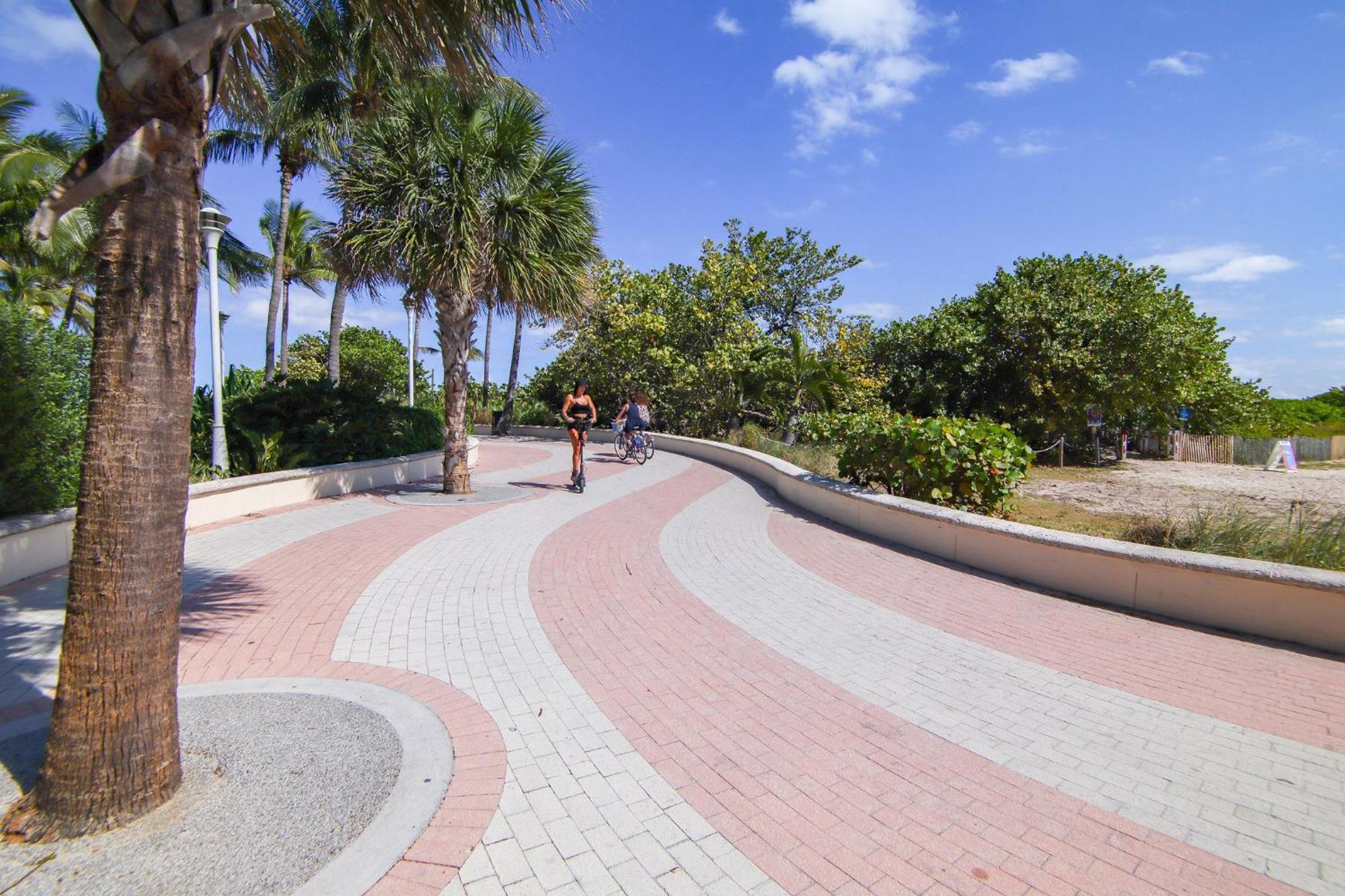 Chic Large Studio Apt Near Ocean Drive South Beach Miami Beach Exterior photo